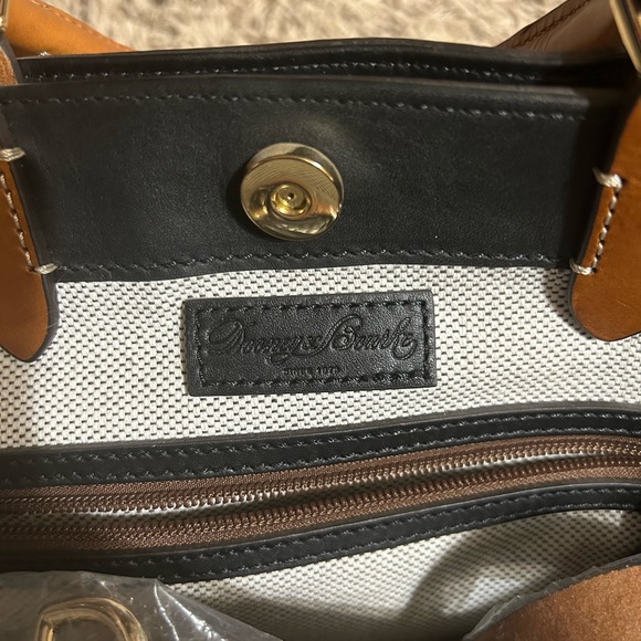 Dooney & Bourke purse and wallet - Picture 6 of 8